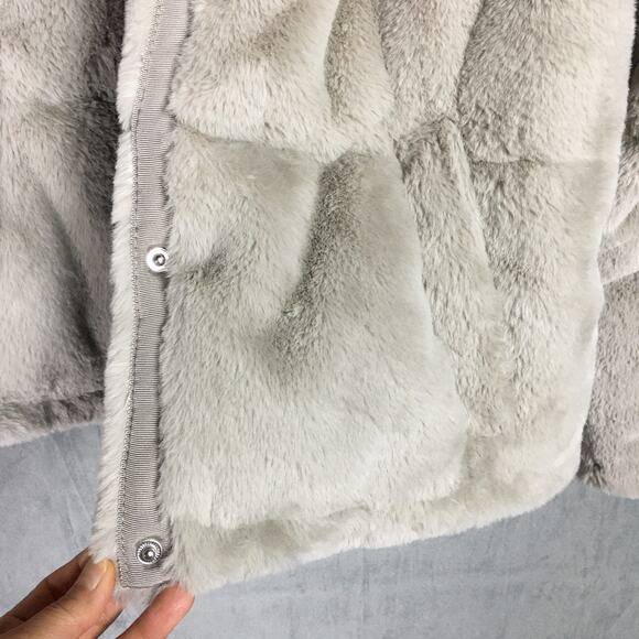 Abercrombie & Fitch Faux Fur Light Grey Women's Puffer Jacket Winter Coat Crop S - Picture 4 of 16